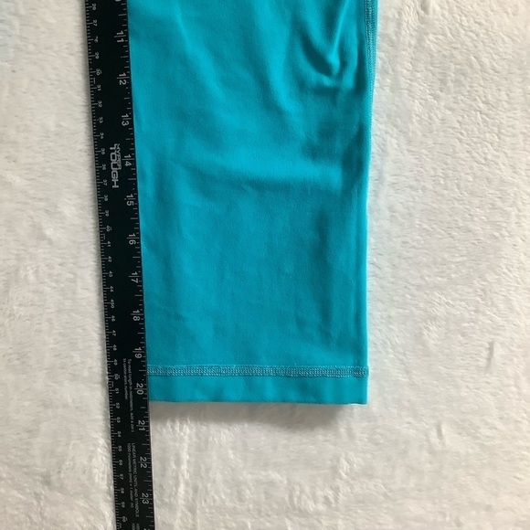 Lululemon Cropped Leggings Size 6 Blue / White - Picture 4 of 6
